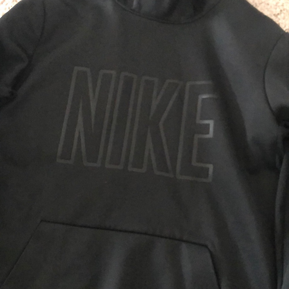 Nike Thermafit Black on Black Hoodie (like new)